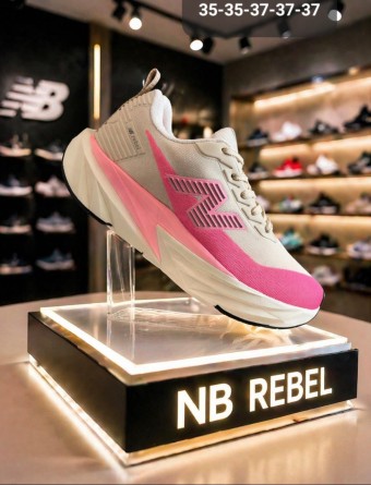 Tênis New Balance Reber
