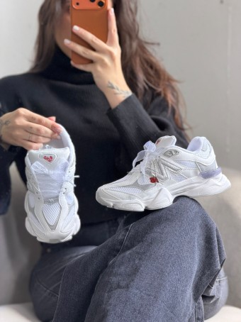 Tênis New Balance 9060
