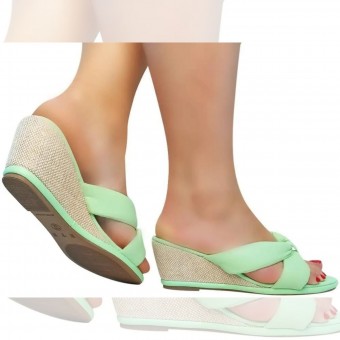 Sandália AnaBela Napa/ Tira Larga Macia/ Salto 7cm