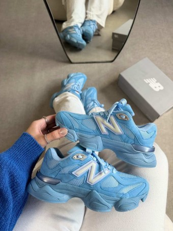Tenis Nike 9060