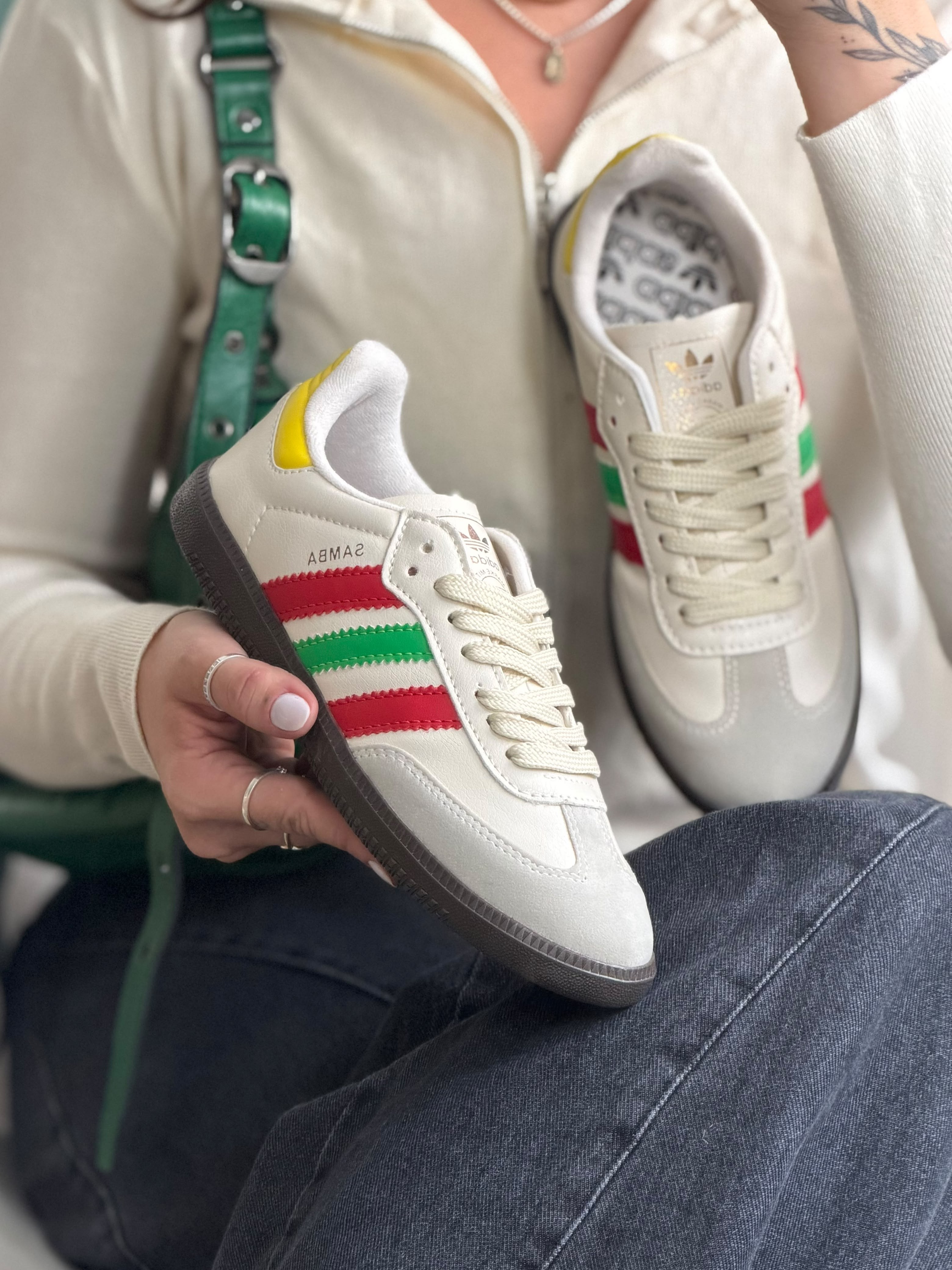 Verde/Vermelho/Branco 